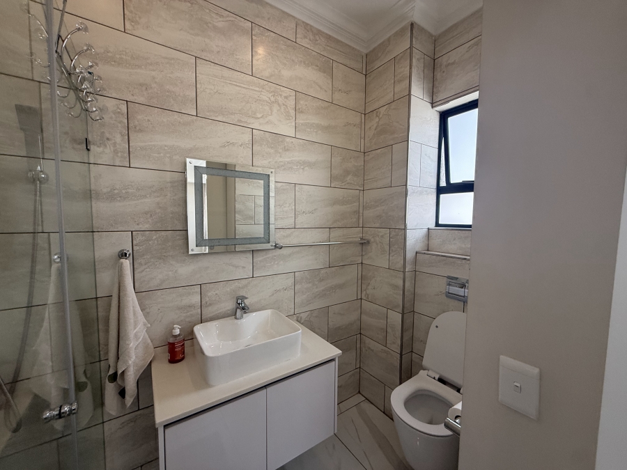 5 Bedroom Property for Sale in The Islands Estates North West